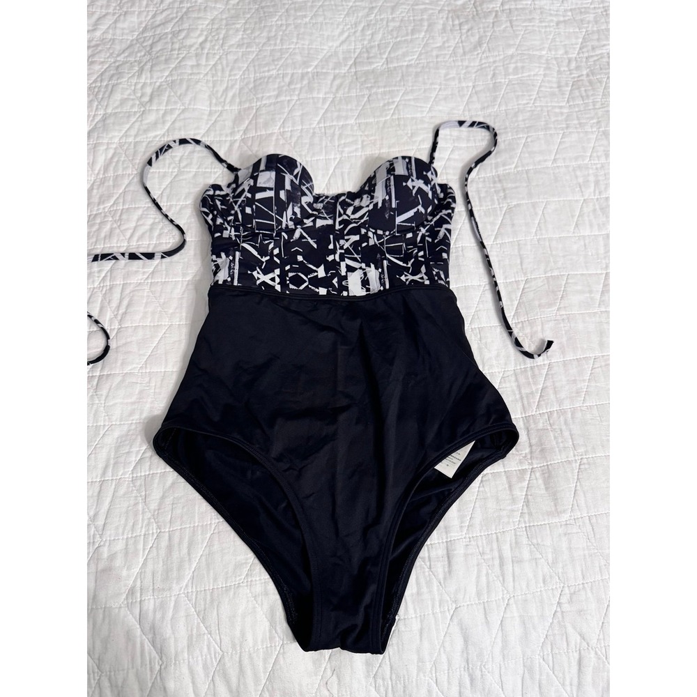Abercrombie and Fitch one piece swimming suit size extra small women's, like new